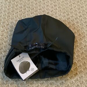 NWT Hairbrella Swim Cap XL Black
